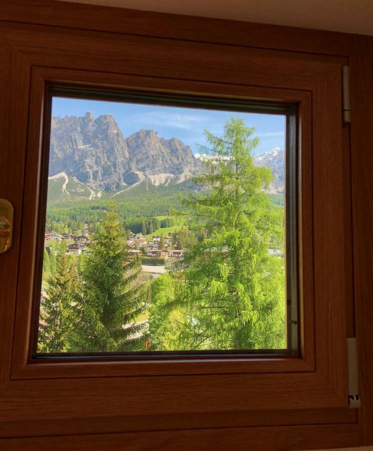 Hotel Villa Nevada Cortina dʼAmpezzo Eksteriør bilde